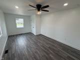 401 Granville Avenue - Photo 17