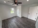 401 Granville Avenue - Photo 28