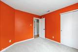 560 Tracy Lane - Photo 14