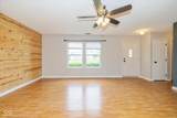560 Tracy Lane - Photo 3