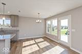 735 Oakleaf Drive - Photo 7