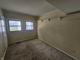 710 Henry Street - Photo 12