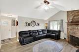 5638 Broyles Road - Photo 5