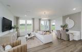 774 Daisy Street - Photo 4