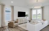774 Daisy Street - Photo 6