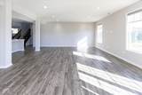 3924 Castle Hill Drive - Photo 7
