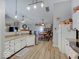 2160 Meadow Glen Boulevard - Photo 16
