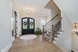 109 Chatham Hills Boulevard - Photo 3