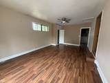 7050 Rockville Road - Photo 17