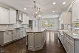 12318 Whispering Breeze Drive - Photo 10