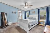 4391 State Road 340 - Photo 17