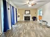 404 Linwood Drive - Photo 3