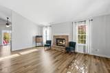 2429 Lakeshore Court - Photo 3