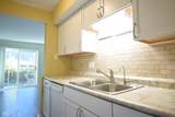 1131 Canterbury Square - Photo 8