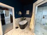 1321 Hoyt Avenue - Photo 60