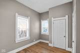 2130 Singleton Street - Photo 15