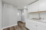 711 Perry Street - Photo 12