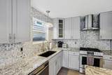 422 Sanders Street - Photo 14