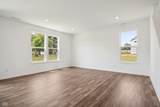 2042 Black Oak Drive - Photo 18