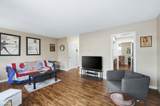 1154 Canterbury Square - Photo 13