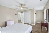 1154 Canterbury Square - Photo 32