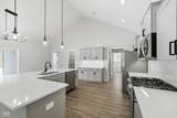 902 Hoke Avenue - Photo 7