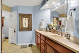 2066 Oldfields Circle South Drive - Photo 21