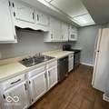 1155 Canterbury Square - Photo 12