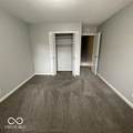 1155 Canterbury Square - Photo 18