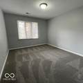 1155 Canterbury Square - Photo 20