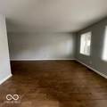 1155 Canterbury Square - Photo 5