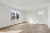 2033 White Oak Lane - Photo 6