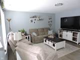 1590 Tulip Court - Photo 4