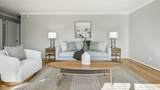 5674 Wallingwood Drive - Photo 7