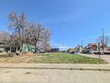 402 32nd Street - Photo 1