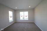 5037 Carmine Street - Photo 4