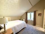 2072 Waters Edge Drive - Photo 16