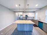 2345 Kenwood Avenue - Photo 29
