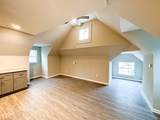 2345 Kenwood Avenue - Photo 58