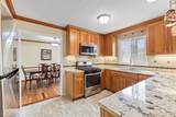 957 Sleepy Hollow Court - Photo 14