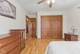 957 Sleepy Hollow Court - Photo 38