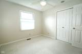 1025 Woodridge - Photo 23