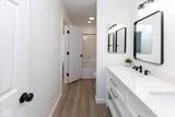 7913 Hunters Path - Photo 19