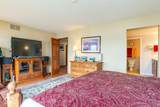 2060 Waters Edge Drive - Photo 17