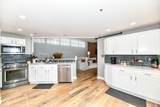 735 Lexington Avenue - Photo 14
