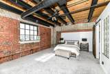 735 Lexington Avenue - Photo 16