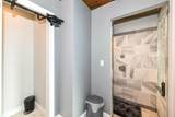 735 Lexington Avenue - Photo 20