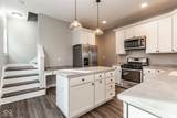 933 Raymond Street - Photo 28