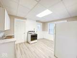 836 Oxford Street - Photo 9