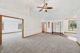 1156 Woodridge - Photo 17